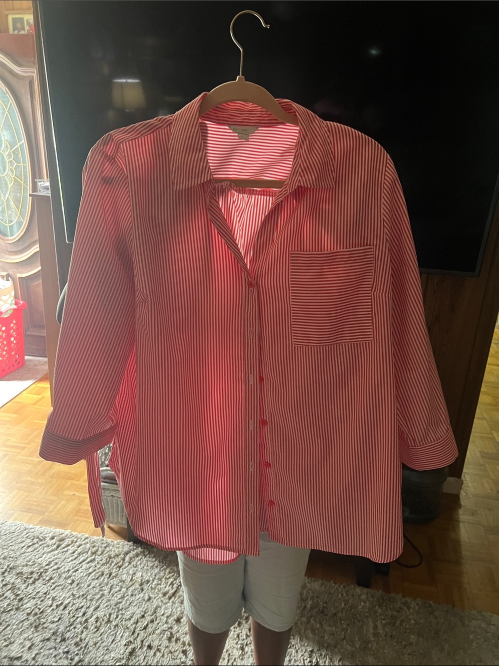 Lightweight 3/4 length sleeves striped shirt